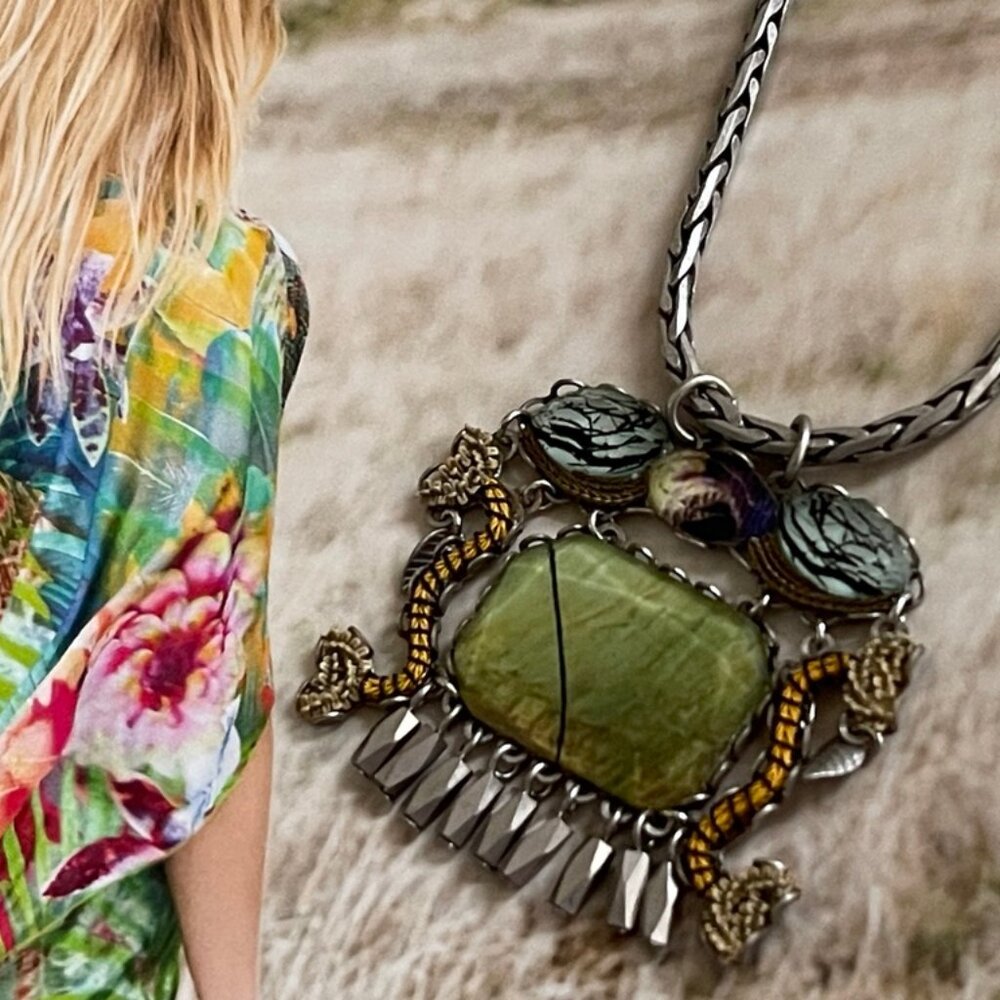 AYALA BAR Fields of Gold Collection Diana Necklace is New with Box! Multicolored - Picture 7 of 10